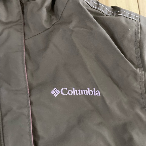 Columbia Winter Jacket - 4T - Picture 2 of 3